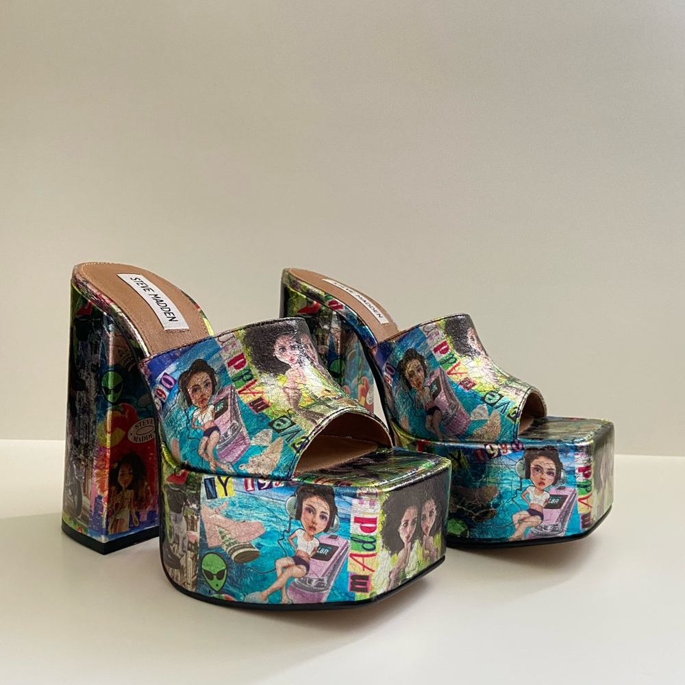 ***SOLD*** NWT STEVE MADDEN TRIXIE 90’S-INSPIRED PLATFORM HEELS 7.5M